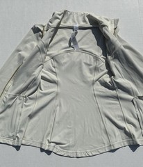 NWT Lululemon Define Jacket Nulu Bone Gold Size 4 Full Zip Thumbholes $128