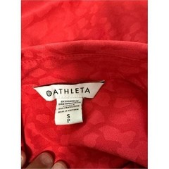 Athleta Urbanite Textured Top Red Animal Leopard Jacquard Button Down Shirt S
