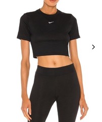 Nike Sportswear Essential Slim Fit Crop Tee Black DD1328-010 Womens Small