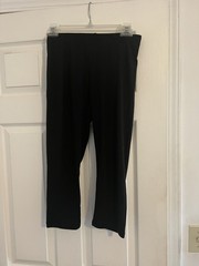 Black Cropped Leggings Capri Women’s Size Medium Stretch Active Casual NEW