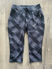 Reebok Athletic Crop Bike Leggings Exercise Yoga Black Gray Geometric S