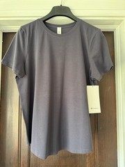 Lot of 5 Lululemon Crew Neck T-Shirts Sz 10 in Various Colors – NWT