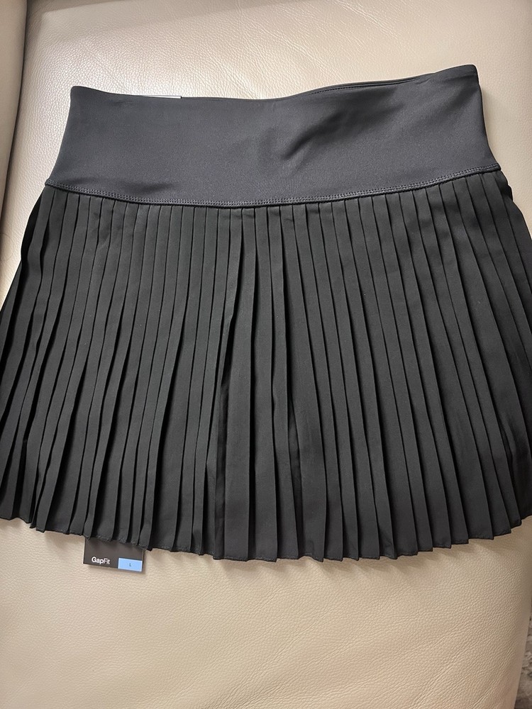 GapFit Women’s Pleated Skort L Black Pull-On Stretch Athletic Tennis Golf
