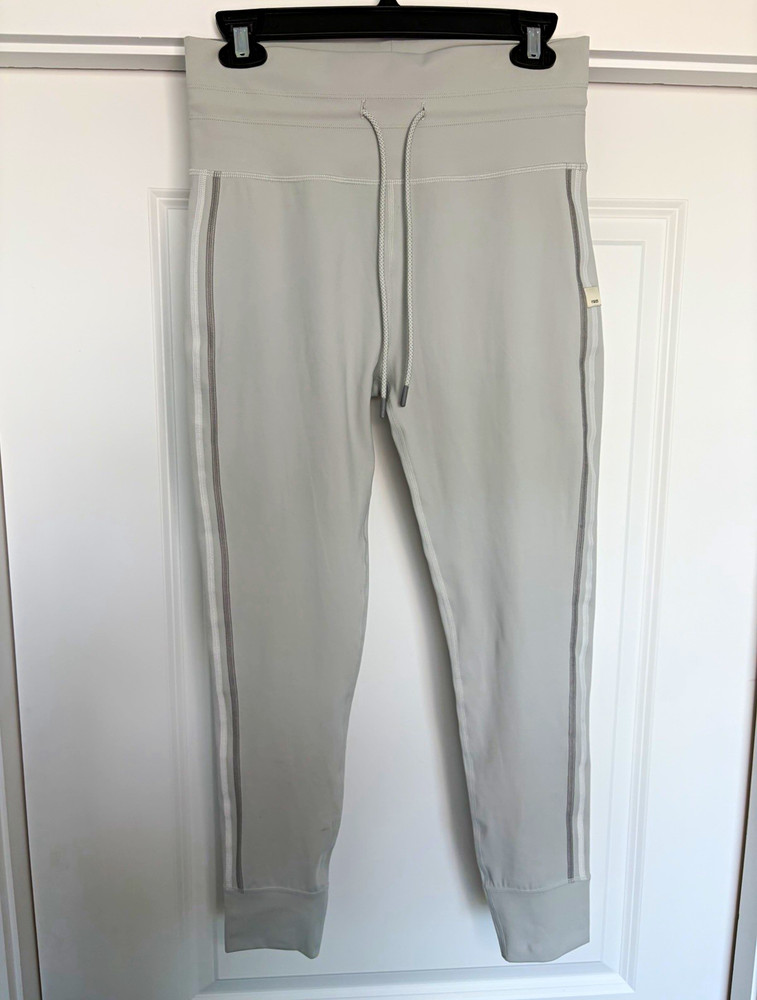 Vuori Women’s Everyday Leggings Size L Regular Drawstring Elastic Waist Tapered