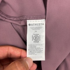 Athleta Leggings Womens M Purple Salutation Stash 7/8 Tight Ankle Pockets Yoga