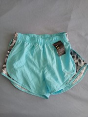 NIKE Shorts DRY-FIT Women size S NEW