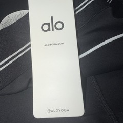 NWT Alo Yoga Black Medium 7/8 Airlift High-Waist legging (ak33)