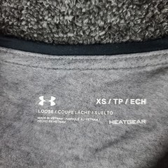 Under Armour Top Womens XS Black Loose Heatgear Running Gym Workout Cap Sleeve