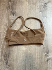 Buffbunny Women’s Brown Solid Wireless Crossback Sports Bra Pullover XS