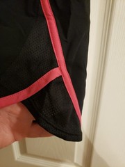 Under Armour Women’s Fly By 3″ Running Shorts Black Pink New with Tags (NWT) XL