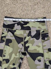 Zyia Active Women’s Leggings Size 8-10 Green Black Gray Camo Pants Pockets