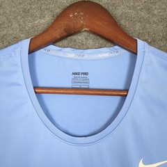 Nike Pro Dri-FIT Womens Large Light Blue Long Sleeve Scoop Neck Athletic Shirt