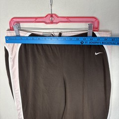 Vintage Y2K Nike Loose Fit Straight Women’s Windbreaker Pants Size M(8-10)