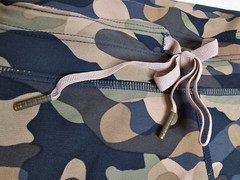 The Upside Himalaya Camo US12 Strap Sports Bra US8 High Rise Drawstring Leggings