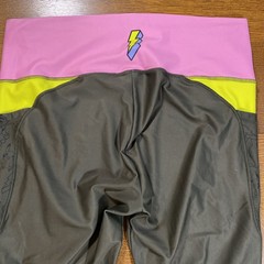POKÉMON CENTER Colorblock Pikachu Graphic Leggings Cropped Athleisure Sz 2XL