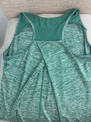 Women’s 2-Pack Athletic Tank Tops M Green Blue Breathable Mesh Racerback