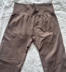 Seamless High-Waisted Ruched Butt Yoga Set – in Chocolate Brown