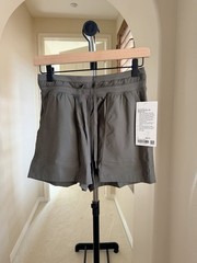 NWT Lululemon Dance Studio High-Rise Short 3.5″ Army Green ARMG Size 4