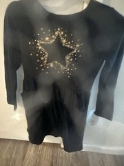 Women’s Black Anime Graphic Print Pullover Sweatshirt Crew Neck Long Sleeve S
