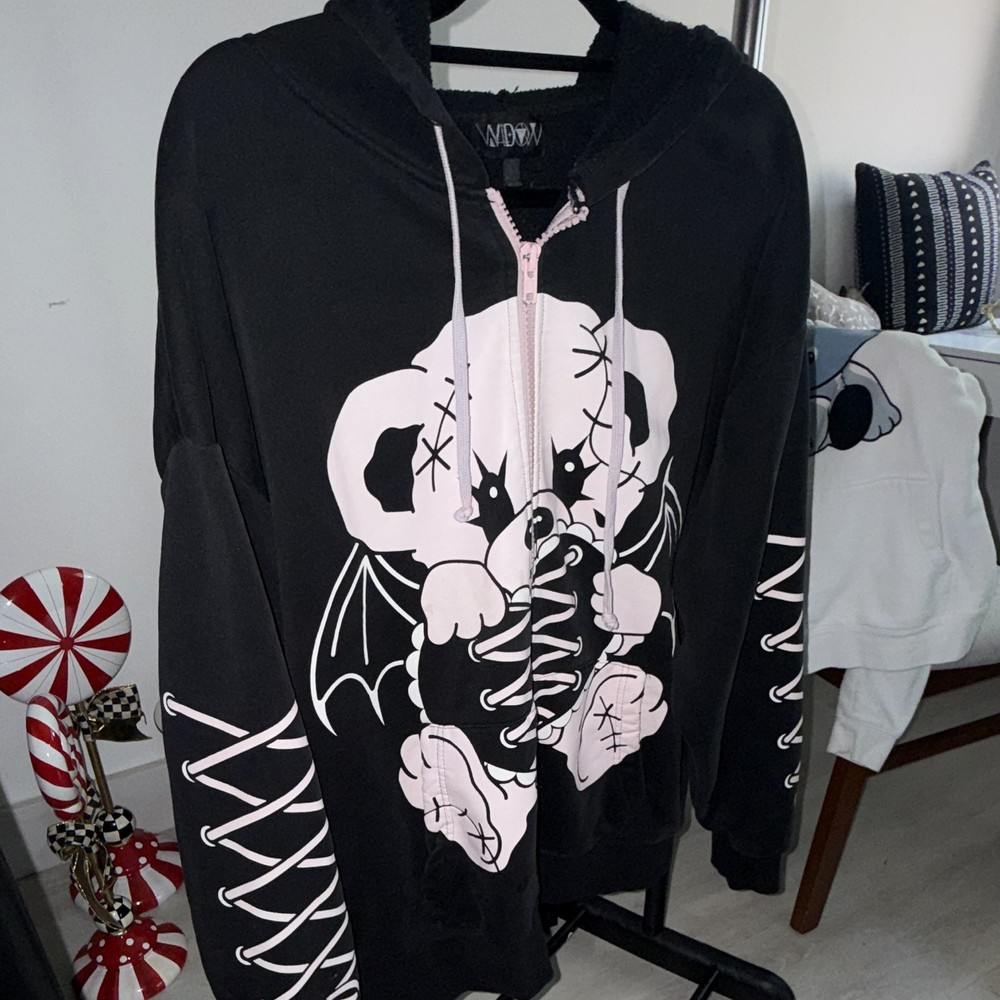 Widow Women’s L Full Zip Hooded Hoodie Black/Pink Skull Graphic Print