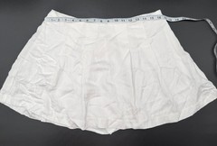 Womans Skorts Size 10 A NEW DAY NWT White side zip