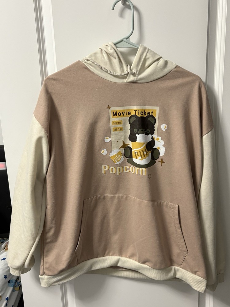 Kawaii Tan and Crème Movie Night Bear Hoodie Size Medium