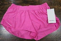 Lululemon Hotty Hot LR Short 2.5″ Lined Sonic Pink Size 12 NWT LW7AW9R