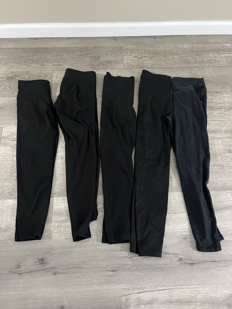 Lot Of FIVE Black Old Navy Active Leggings! Women’s Medium. Various Details. GUC