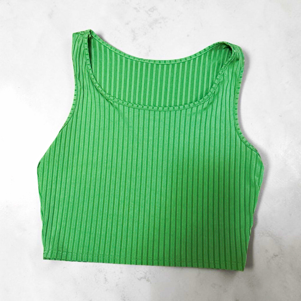 Women’s Green Ribbed Cropped Tank Top M Scoop Neck Wide Strap Stretch Fit