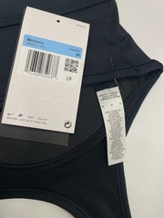 New Nike Women’s Swoosh Sports Bra Medium Support Black/White DX6821-010 MEDIUM