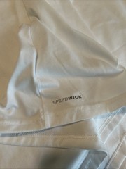 EUC Set of 2 Reebok Women’s Size L Short Sleeve V Neck Workout Speed Wick Shirts