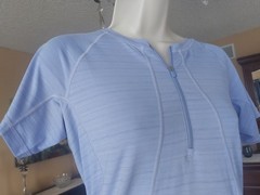 Athleta knit top victorian periwinkle size medium petite EUC