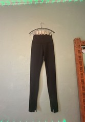 Alo Yoga Airlift High-Waist Sleek Leggings with Ankle Slits in Black