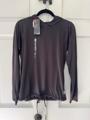 Under Armour Women’s XS Black Pullover Hoodie Long Sleeve Drawstring Hem