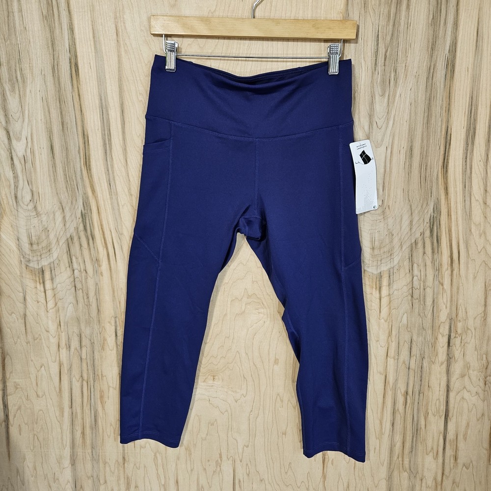 Layer 8 Womens Purple Track Capri 22″ Athletic Qwik-Dry Leggings Sz Medium Nwt