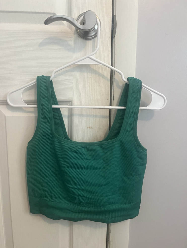 All in Motion Women’s Green Sports Bra M Medium Support Wireless Pullover Nylon