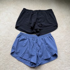 Lot of 2 Old Navy Active Women’s Black & Blue Running Shorts w/ Lining – M – GUC