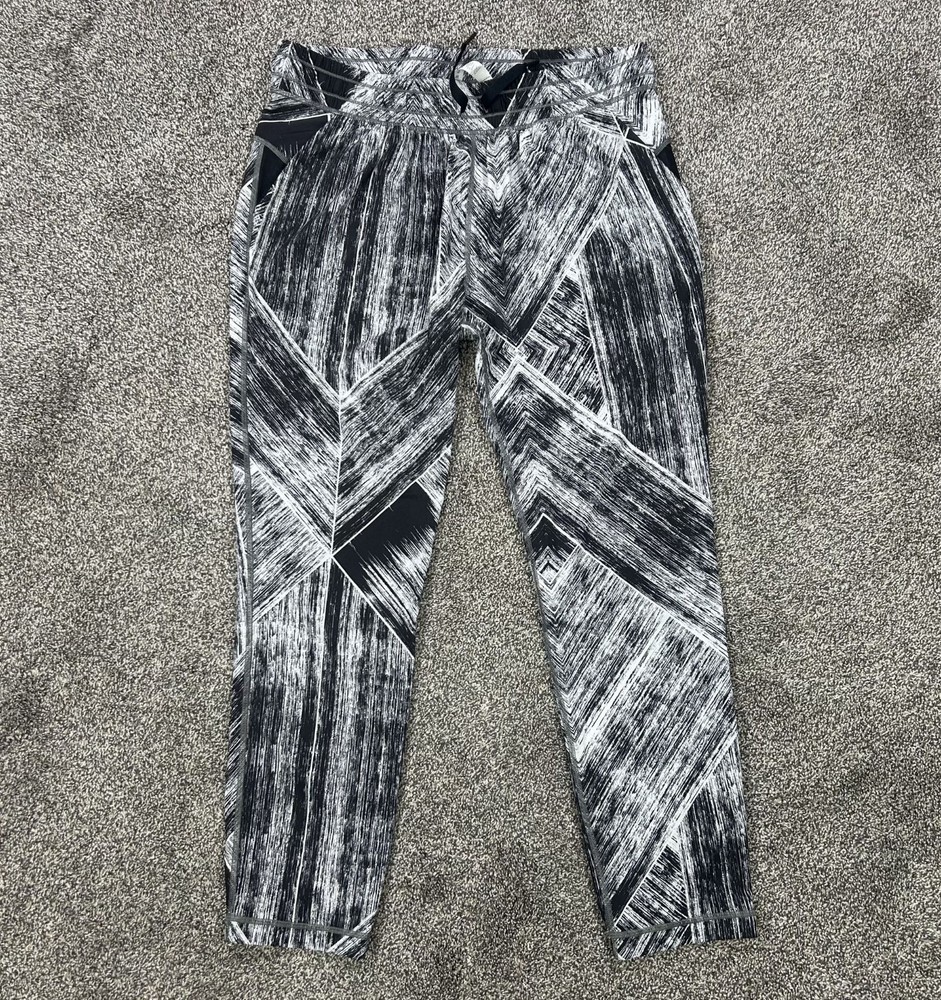 Lululemon Namascar II Travel Harem Dance Pant Womens 8 Thin Lightweight Dry Fit