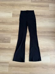 Lululemon Groove Nulu Black High-Rise Flared Leggings Regular 33″ Inseam Size 4