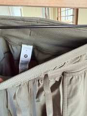 NWT Lululemon Dance Studio High-Rise Short 3.5″ Army Green ARMG Size 4