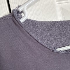 Brandy Melville Women’s Graphic Logo Crewneck Sweatshirt Gray One Size LA