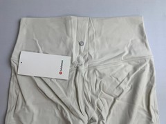 lululemon Align™ High-Rise Crop 23″ (LINED) Bone. Size 10 . New With Tag.