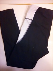 Leggings Cropped Compression Workout Super Soft Very Well Made No Tag Size M EUC