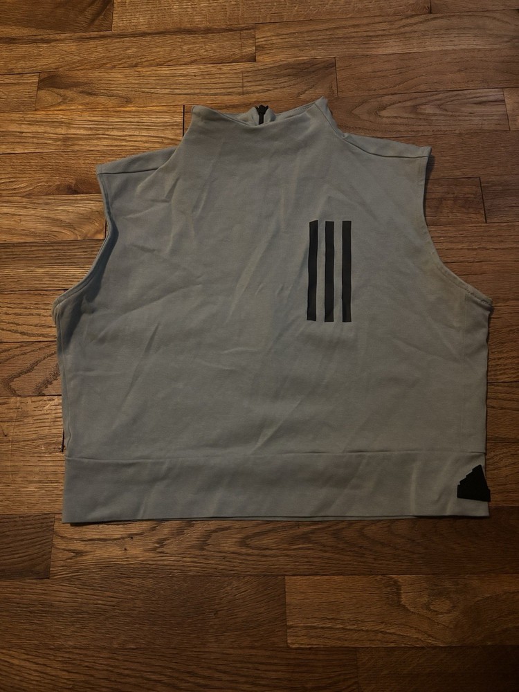 Women’s Adidas Cropped Mock Turtleneck Size L