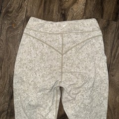 Gymshark Fleur Texture Leggings Women’s High-Rise Khaki Green Full Length Size S