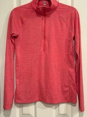 Women’s Under Armour Size SM Bright Pink Lightweight Heat Gear 1/2 Zip Mock Neck