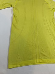 Womens 8 Lululemon Swiftly Tech Long Sleeve T-Shirt Mellow Yellow Thumbholes Gym