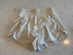 GapFit Womens small Athletic high rise running shorts Lot of 3 white mauve green