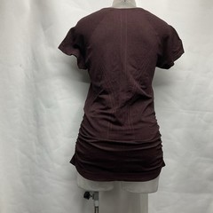 Athleta Speedligth Heather tee Size M 100%nylon Short Sleeves Active Athleisure
