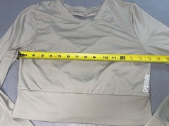 Gymshark Pause Women’s V-Neck Strappy Back Cropped Long Sleeve Top M